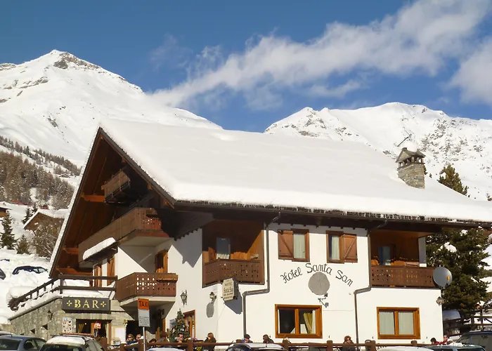 Hotel Santa San Champoluc