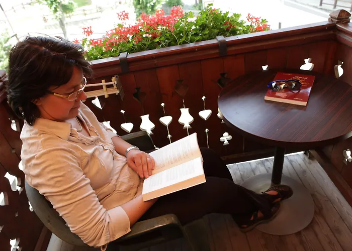 Hotel Santa San Champoluc