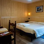 Hotel Santa San