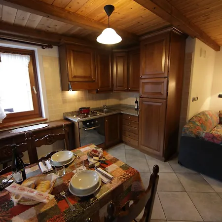 Hotel Santa San Champoluc