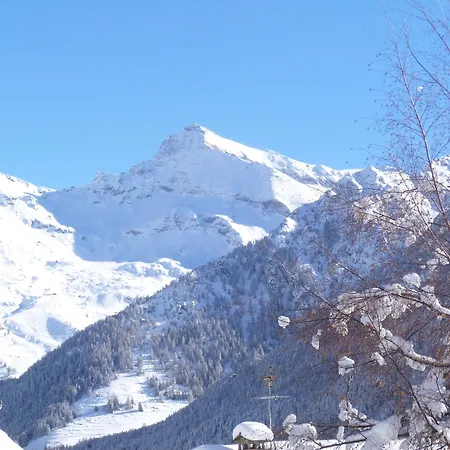 Hotel Santa San Champoluc