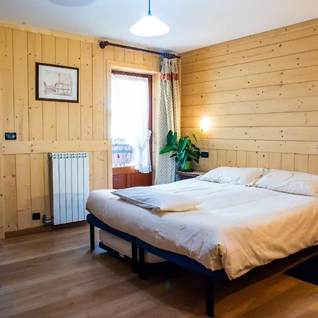 Santa San Champoluc