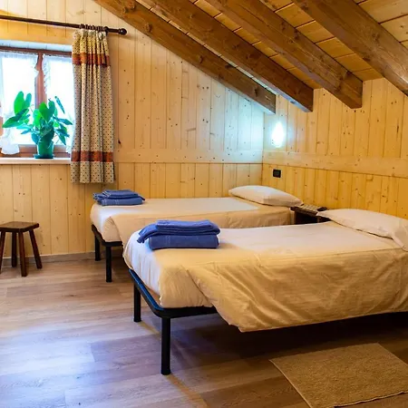 Hotel Santa San Champoluc