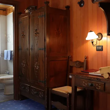 Santa San 3* Champoluc