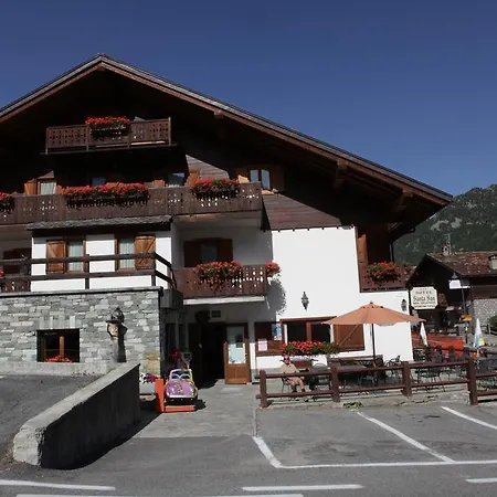 Hotel Santa San 3*