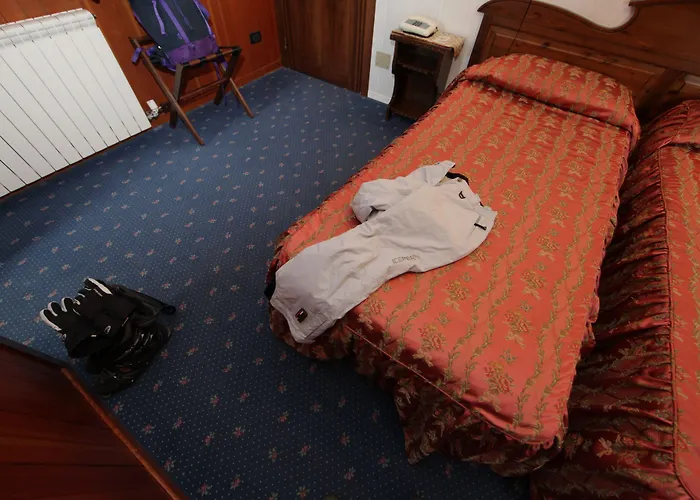 圣塔桑酒店 酒店 3*